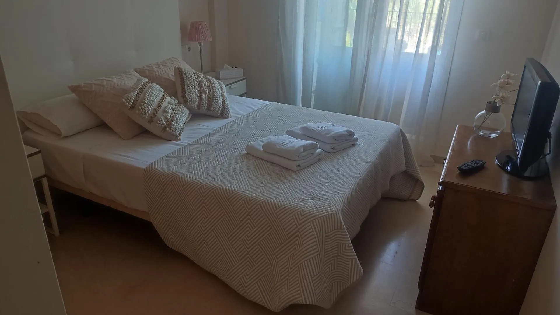 Apartamento Junto A La Playa Zona Tranquila Manilva
