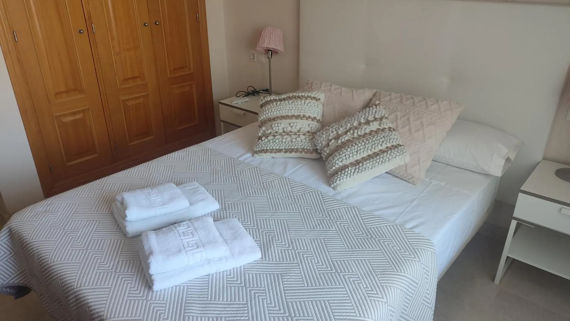 Apartamento Junto A La Playa Zona Tranquila Manilva 0*,  Spanien